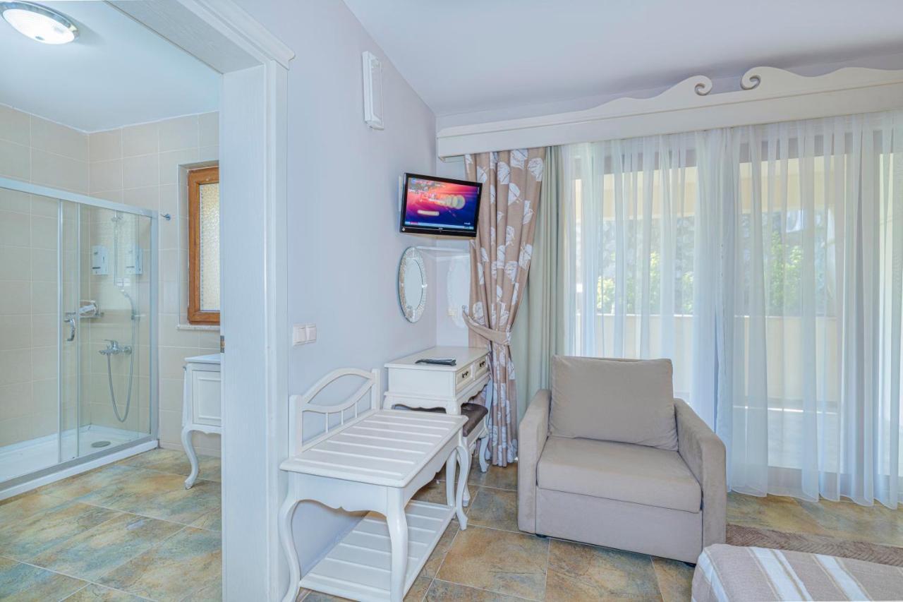 טורונץ' Alya Villa Butik Hotel מראה חיצוני תמונה